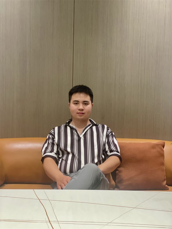 安顺装修工长杨小洋